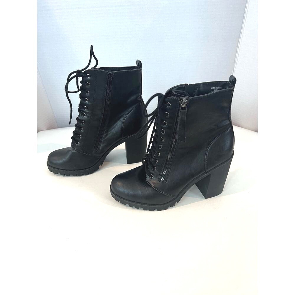 SODA Women's Vegan Black Malia Combat Chunky Heel Mid Calf Zipper Boots 10
